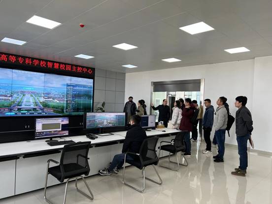 f43886c6cc267e1a739bb0e201797de